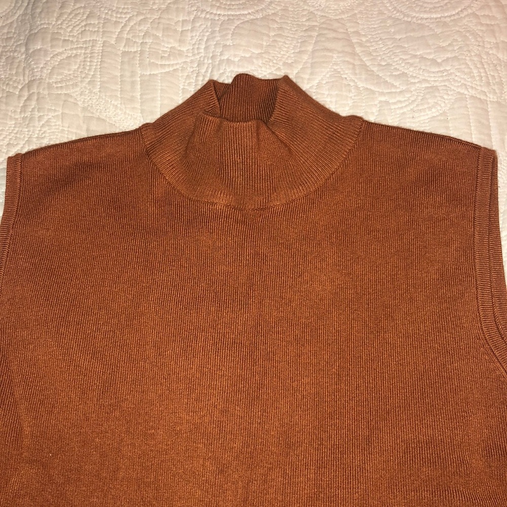 Sleeveless sweater
